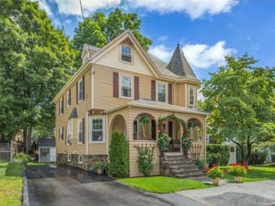 12 Harrison St, Stoneham, MA, 02180
