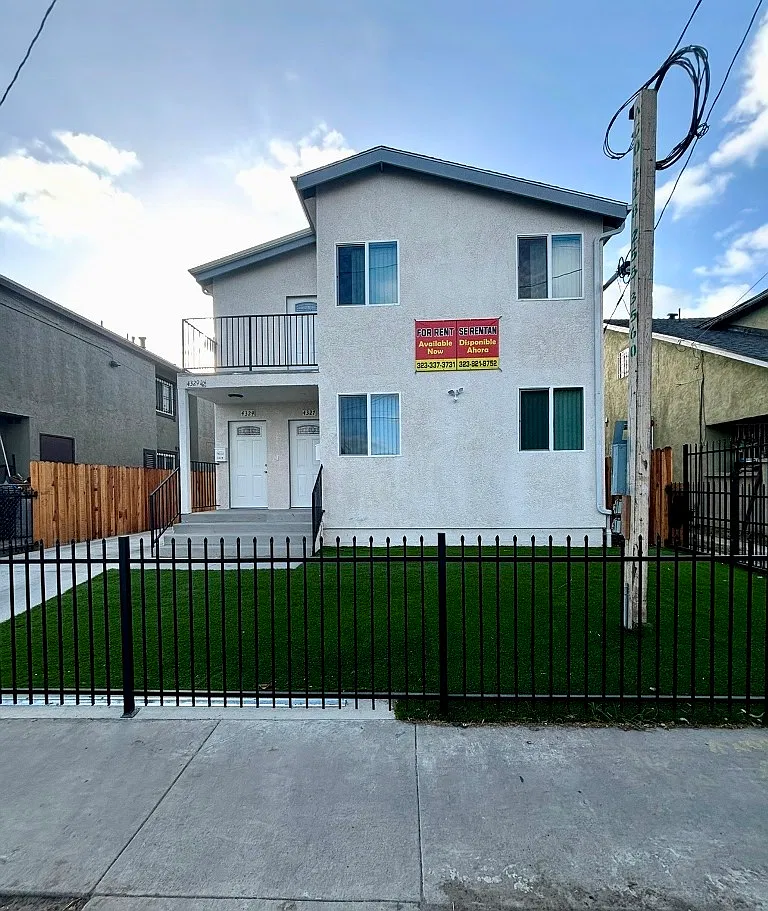 3 bed, 1238 sqft, $3,650 — Photo 1