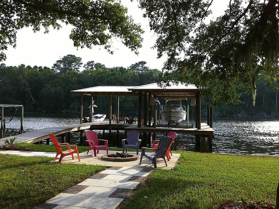 Covered Dock & Slip with 13,000# Lift and Seperate Davit