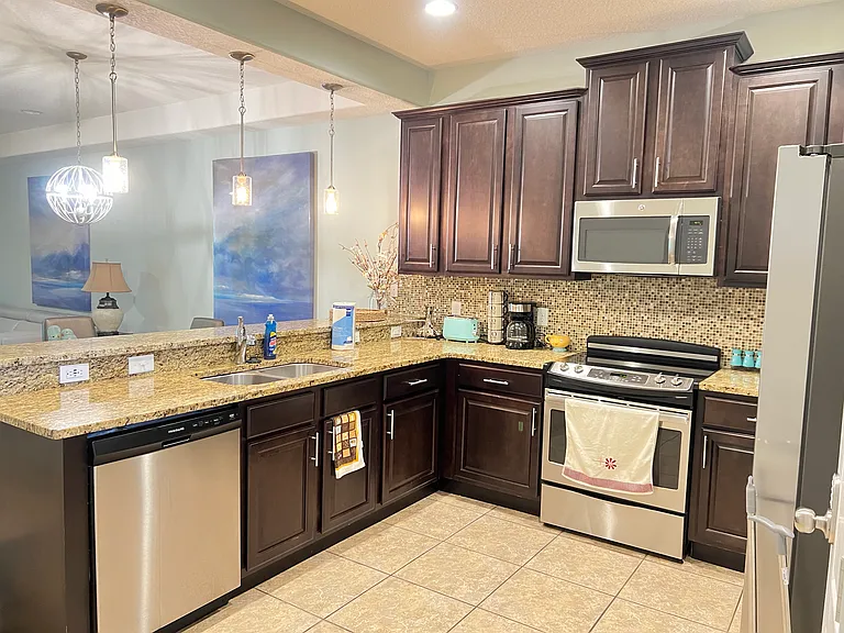 8133 Roseville Blvd — Photo 19
