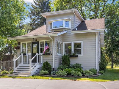 313 E Des Moines St, Westmont, IL, 60559