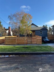 3434 33rd Avenue W, Seattle, WA, 98199