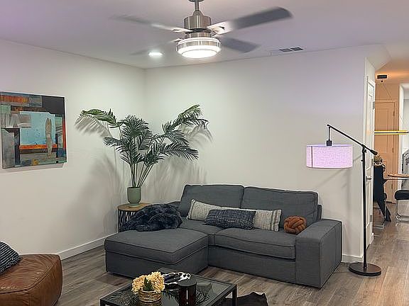 2nd image of 2718 Old Field Dr