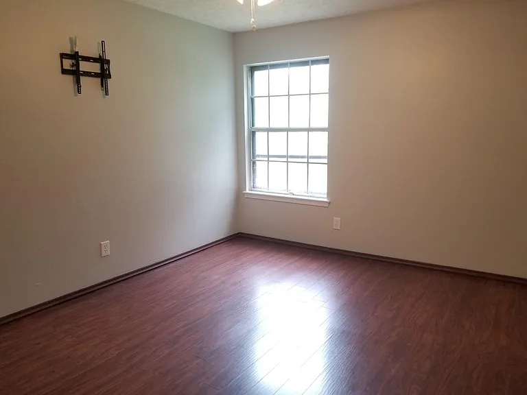 3911 Brightwood Dr — Photo 14