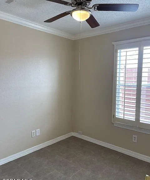 2260 Tierra Alegre Way — Photo 8