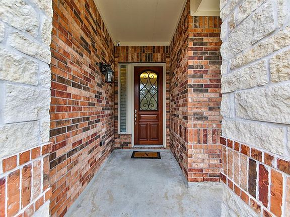 2nd image of 8126 Sweet Gardens Ct