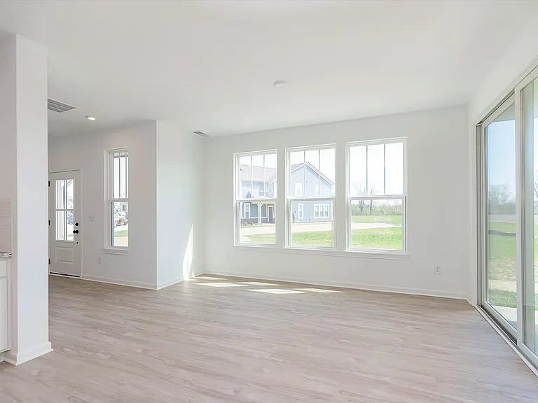 15905 Tharp Woods Dr — Photo 8