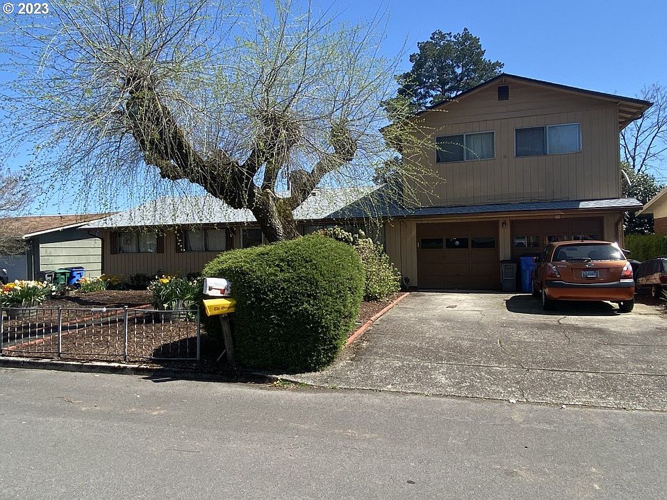 1st image of 2921 NE Littler Way