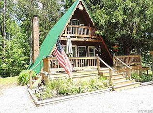 3320 Robin Ln, Warsaw, NY 14569