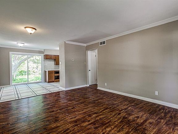 3rd image of 741 Havenwood Dr
