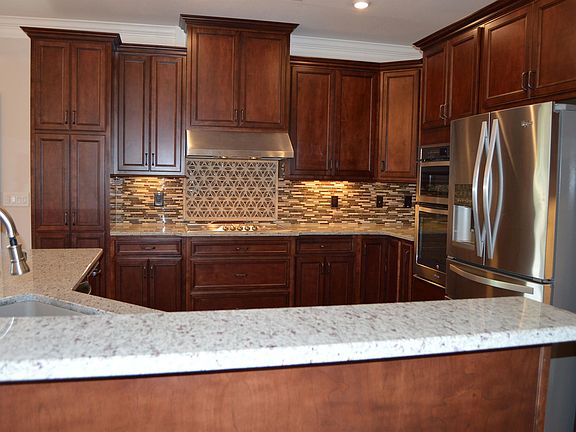 4th image of 555 Summitview Cir Lot 46