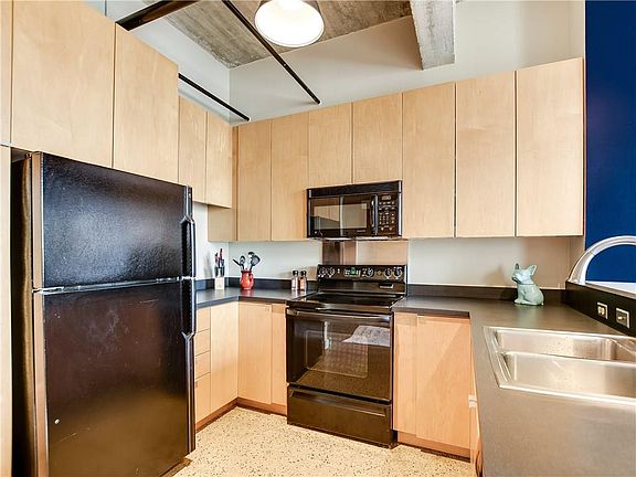 2nd image of 710 Colorado St APT 6E