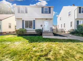 8309 Pelham Dr, Parma, OH