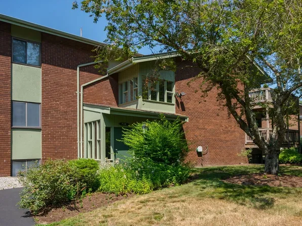 980 Plain St #8, Marshfield, MA 02050