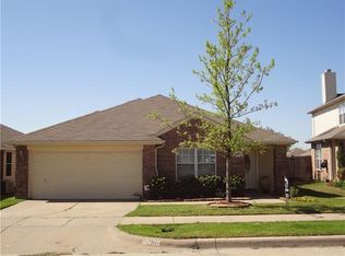10408 Lake Brook Dr, Hurst, TX 76053