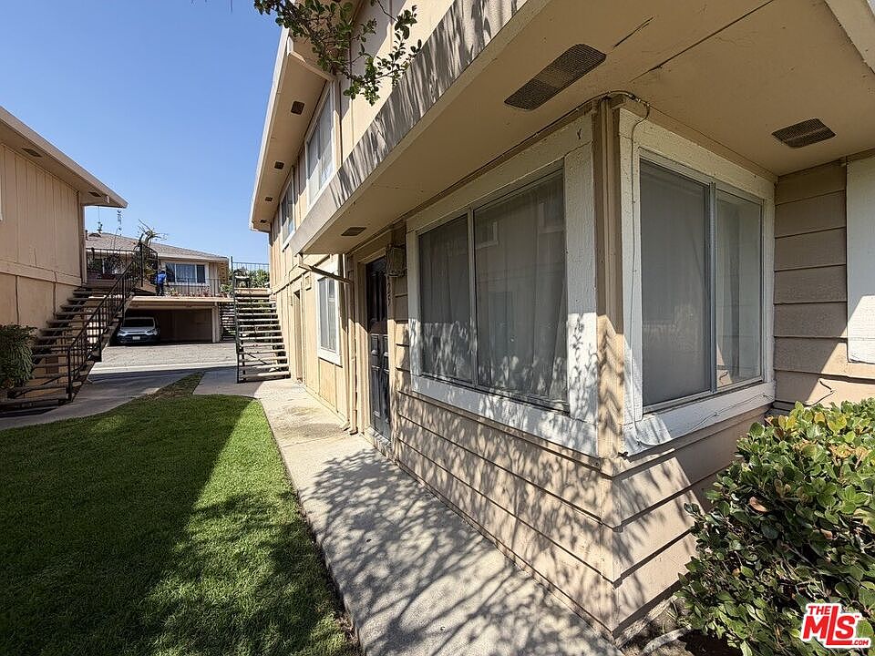 1st image of 26425 Paseo Pamela