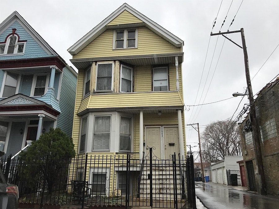 1st image of 1543 W Wellington Ave