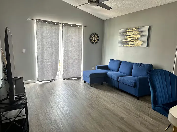 11562 Kenley Cir — Photo 10
