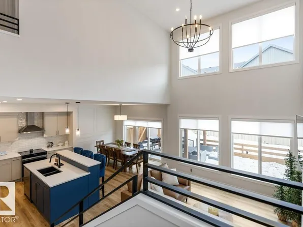 102 Edgefield Way, Saint Albert, AB T8N 7W9