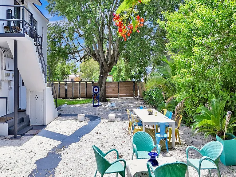 8270 NE 1st Pl #ID1564204P — Photo 13