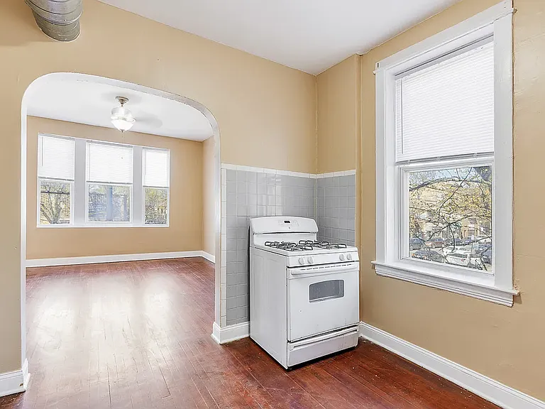 4035 W Armitage Ave #2F — Photo 6