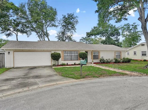 9 Bridget Ter, Ormond Beach, FL 32174