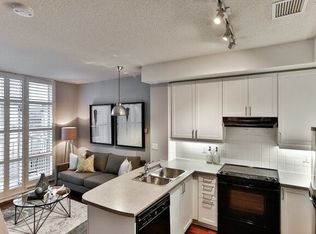 901 Queen St W #406, Toronto, ON M6J3X4