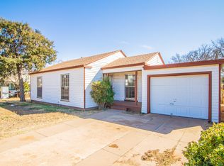 604 E Reppto St, Brownfield, TX 79316