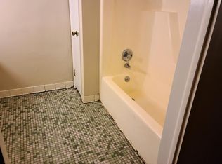 491 Church Ave APT 6, Ephrata, PA 17522