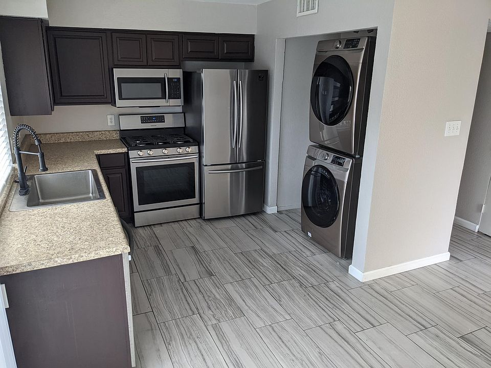1st image of 1417 Hialeah Dr APT C