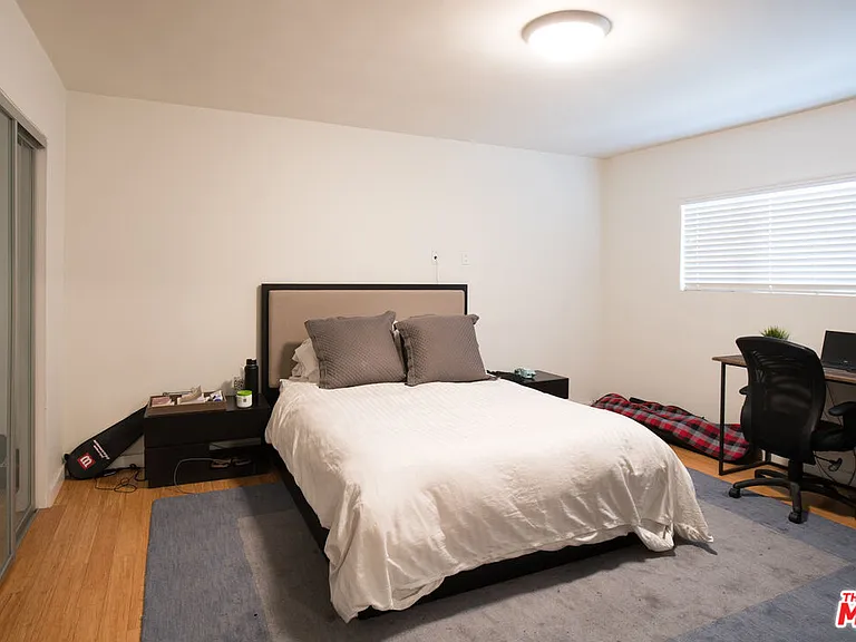 931 N Alfred St #306 — Photo 22