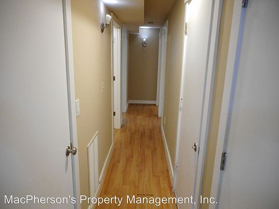 5th image of 821 NE Serpentine Pl Unit 3220134