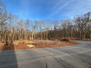 Echo Drive, Lebanon, CT 06249