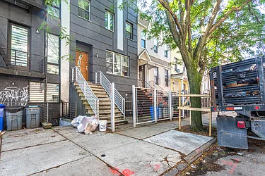 Rented by Pear NYC LLC