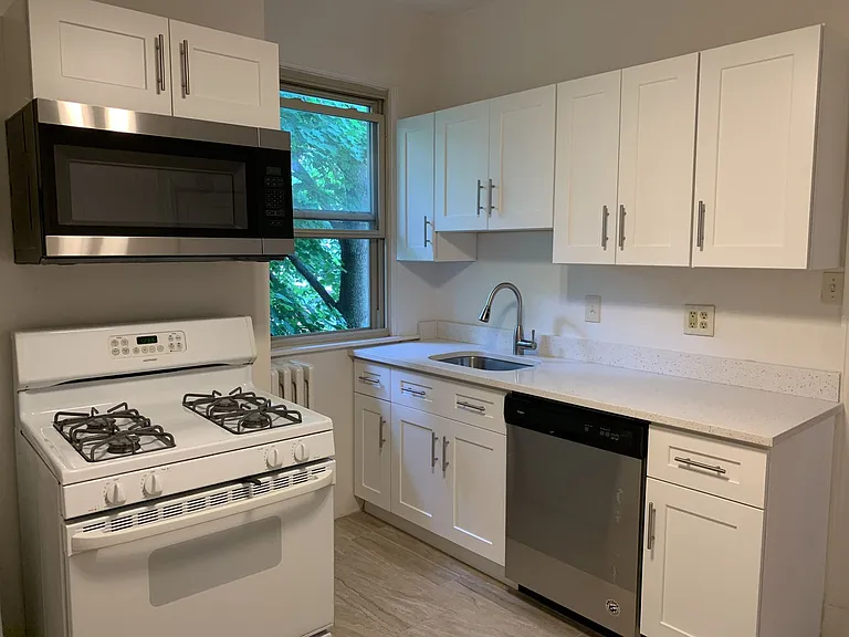 5542 Fair Oaks Street — Photo 7