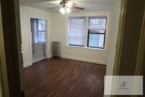4236 N Broadway St Photo 1