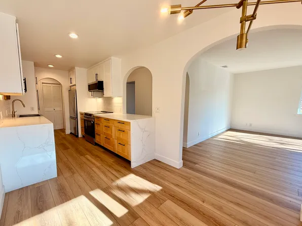 496 Sherwood Way APT 3, Menlo Park, CA 94025