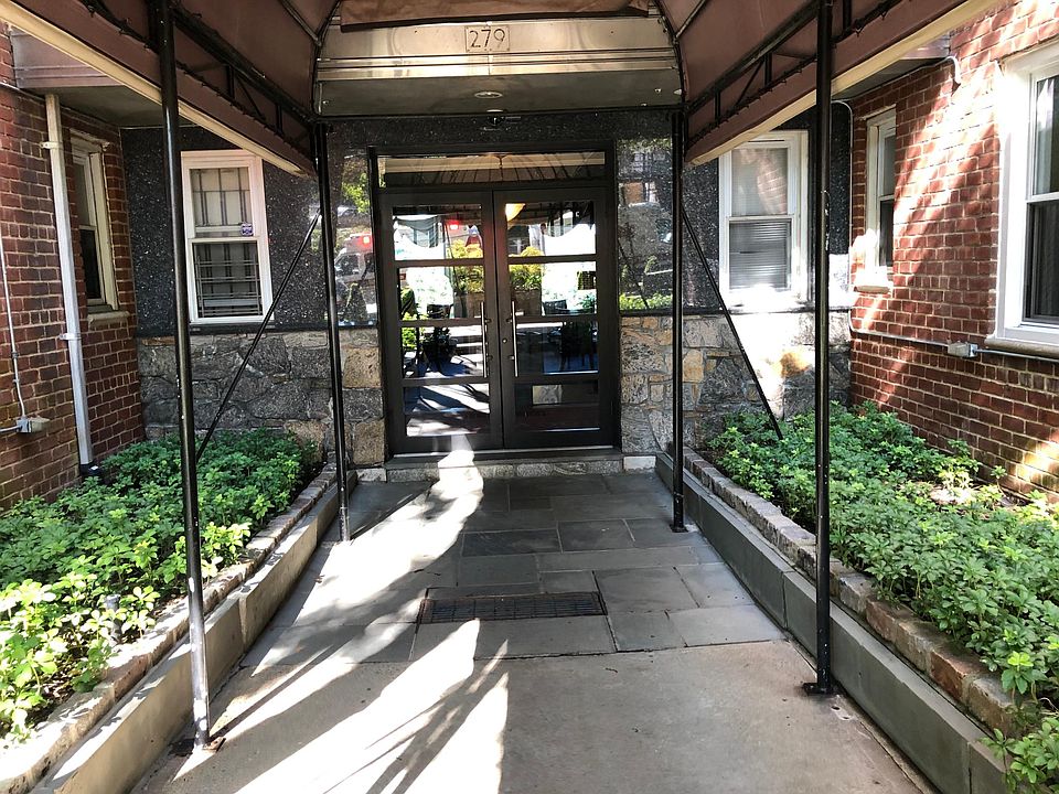 1st image of 279 N Broadway