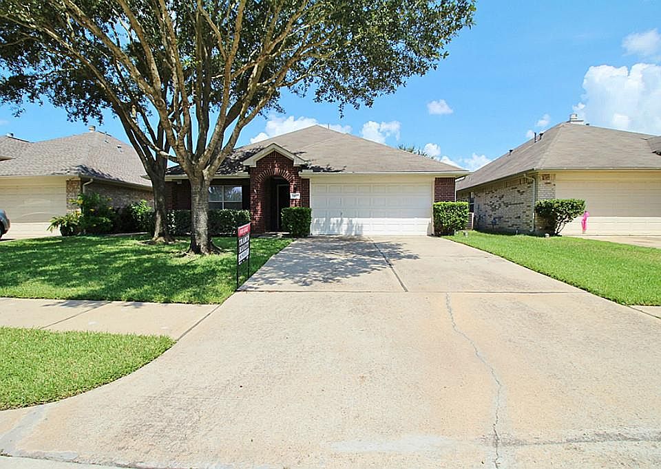 1st image of 16806 Marston Park Ln