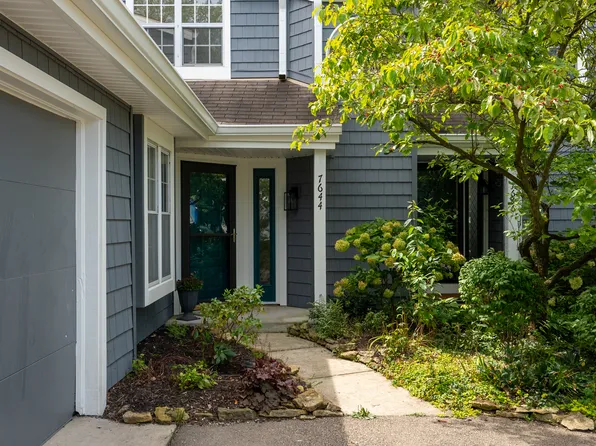 7644 Harbour Isle, Indianapolis, IN 46240