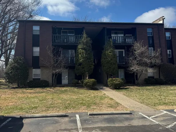 3508 Lodge Ln APT 322, Louisville, KY 40218