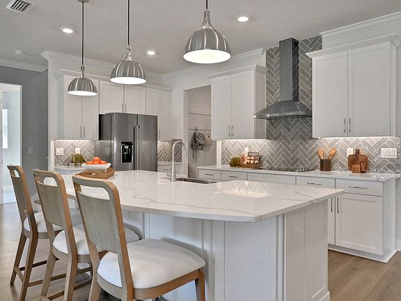 7th image of this home
