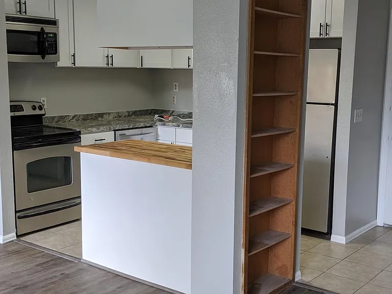 720 City Park Ave #B233 — Photo 6