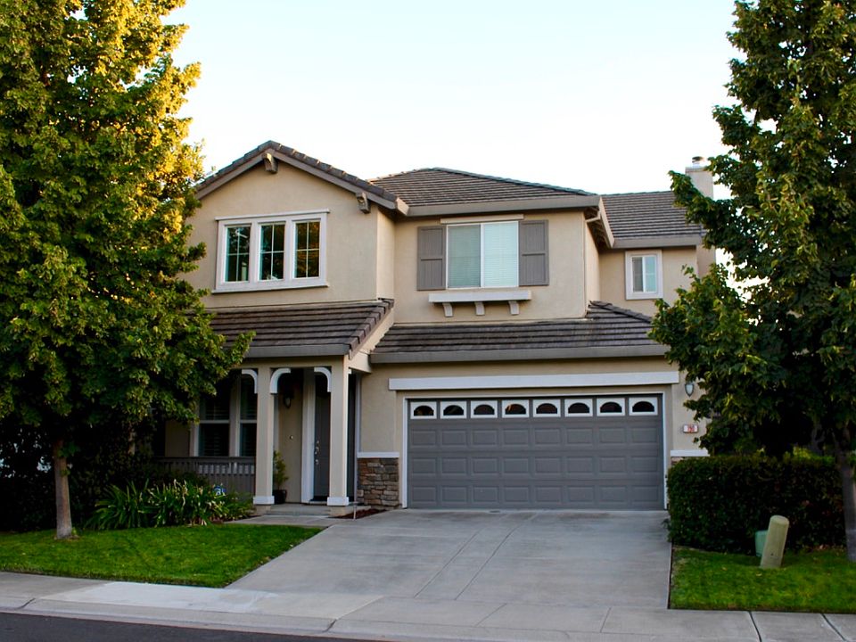 1st image of 190 Mahonia Cir