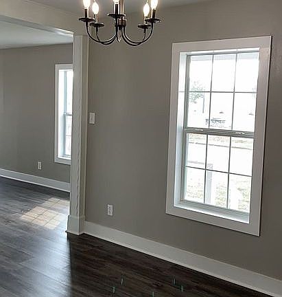 5th image of 4440 Kilgore St