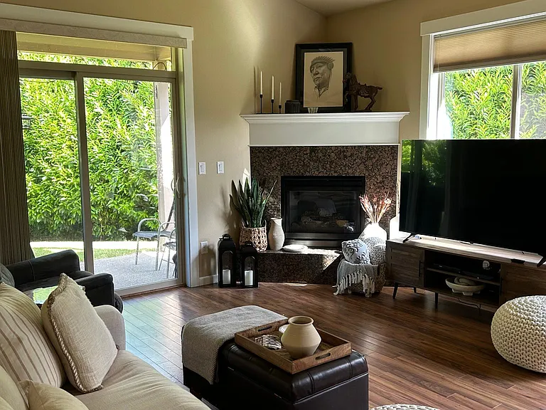 509 N Helens View Dr — Photo 4