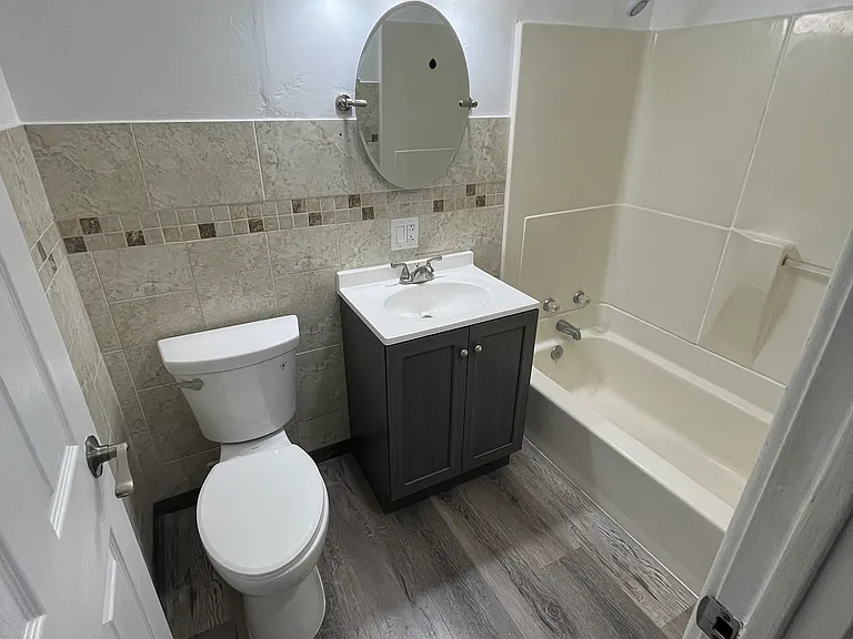 402 N Gerard Ave #402 — Photo 13