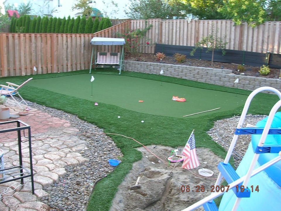 Golfer's dream backyard