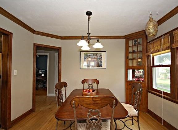 Gorgeous formal dining room great place for entertaining! There is a beautiful original corner built in