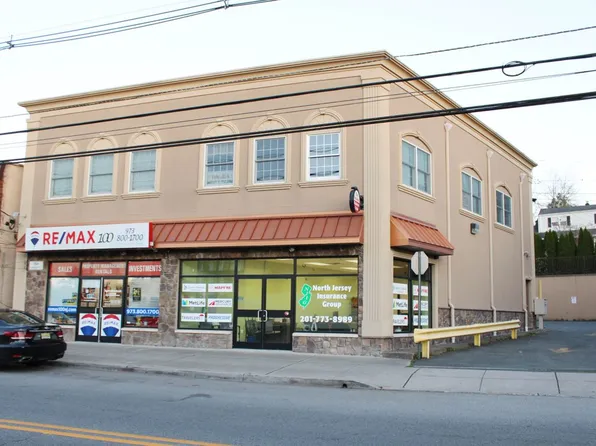 358 Midland Ave #4, Garfield, NJ 07026